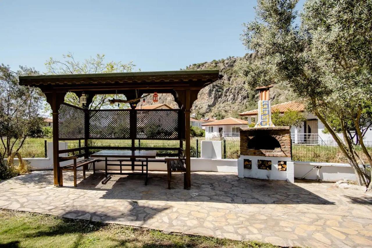 Bybassios Orhaniye Orhaniye  Extérieur photo